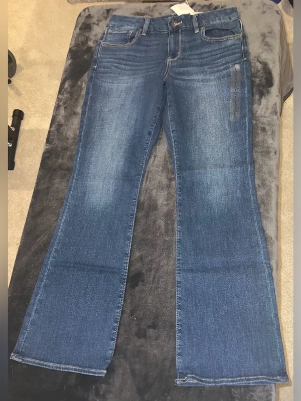 American Eagle Curvy Low Rise Kick Bootcut Next Level Stretch Jean Size 8 Short - Image 14
