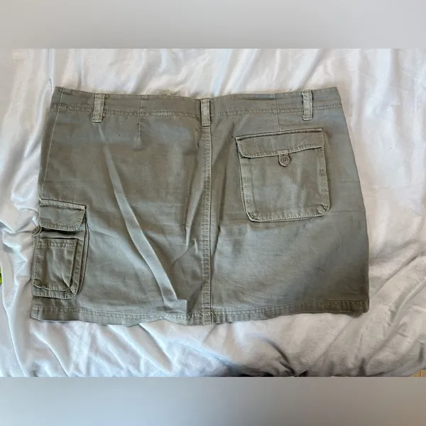 Size 14 cargo skirt - Image 2
