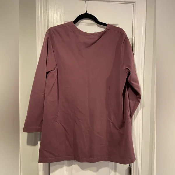L.L. Bean Size MP Plum V Neck Silver Button Long Sleeve Soft Cotton Cardigan - Image 8