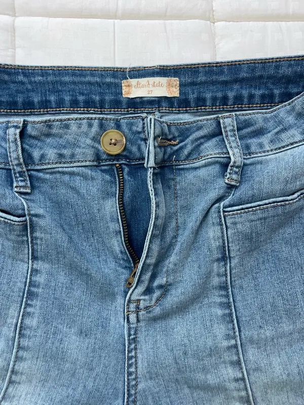 Altar'd State Flare Jeans High-Rise - Image 4