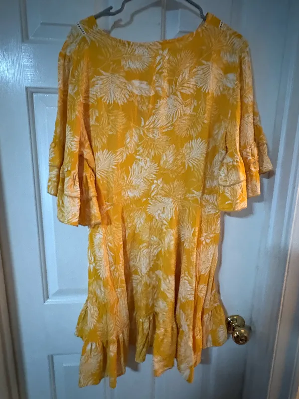 Yellow and White Short Dress - Image 2