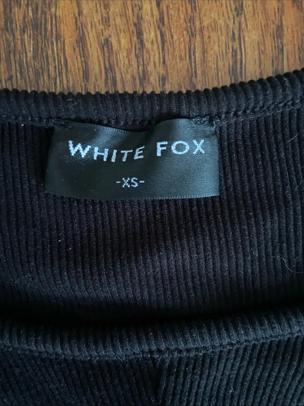 White Fox Boutique Black Ribbed Twist-Front Long Sleeve Crop Top - Image 2