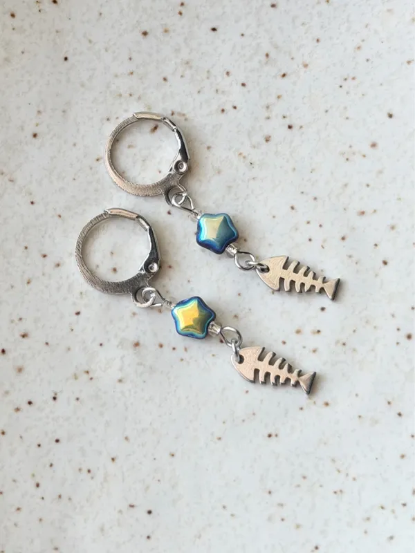 Handmade fish bone & star stainless steel unique funky dangle earrings🌀🐟💙⭐️ - Image 4