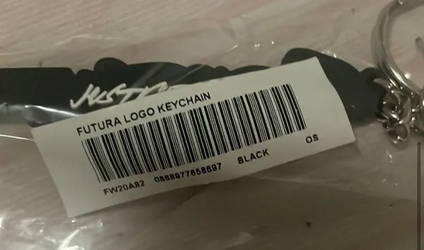 Supreme keychain - Image 3