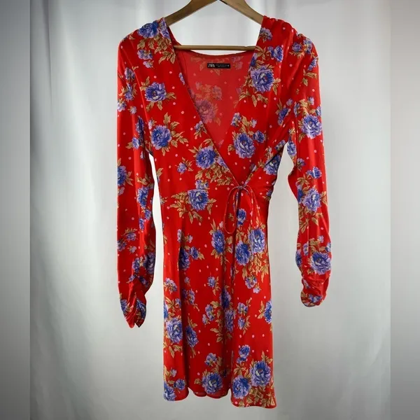 Zara Floral Long Sleeve Mini Wrap Dress in Red‎ Size Medium - Image 3