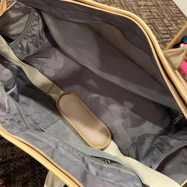 Amazon Chic Beige and Cream Tote Bag - Image 5