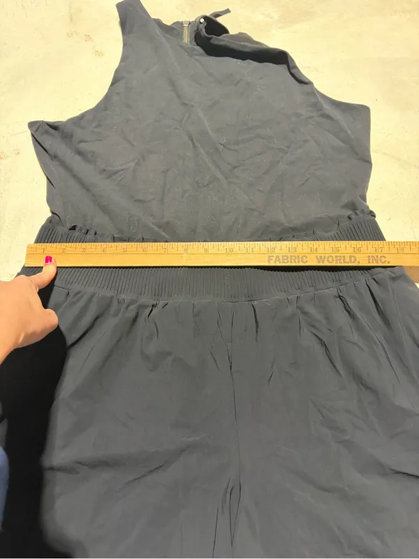 Athleta Black Sleeveless One-Piece Romper XL - Image 4
