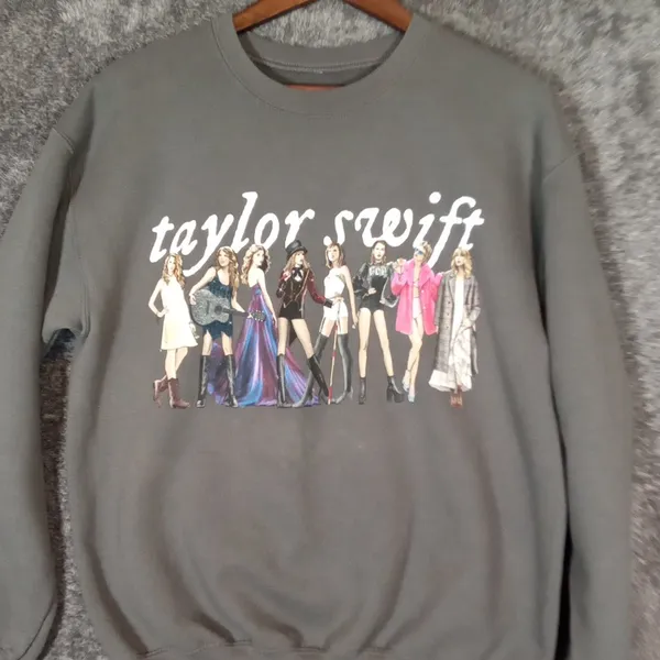 Taylor Swift Eras Sweatshirt -folklore Era RARE Womens Medium - Image 3