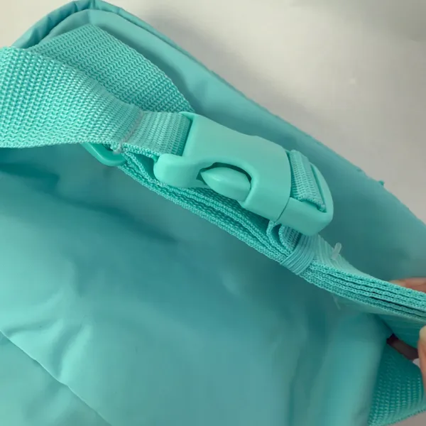 Insulated Lunch Bag NWOT Blue Size undefined - Image 5