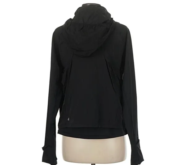 Athleta - Image 2