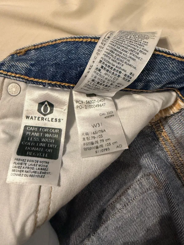 Levi’s 501 denim shorts  - Image 4