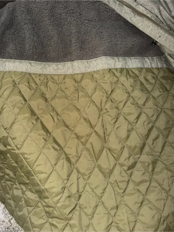 Nice L.L. Bean Quilted Fleece Lined Long Parka Green - Image 5