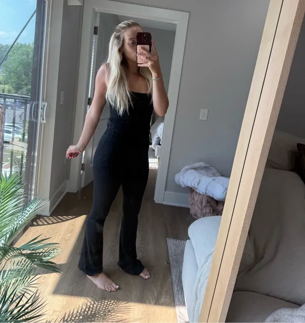 Aerie crossover flare leggings S - Image 2