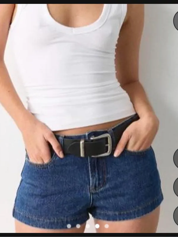 Glassons mid rise denim shorts Size 4 - Image 3