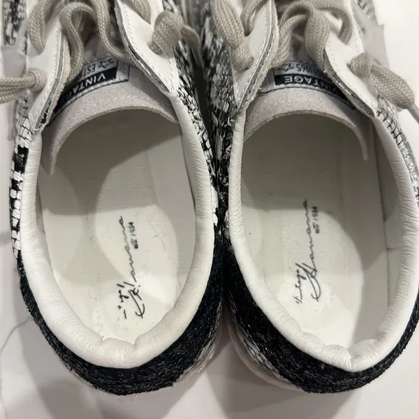 NEW Vintage Havana Python Star Fashion Sneakers - Image 6