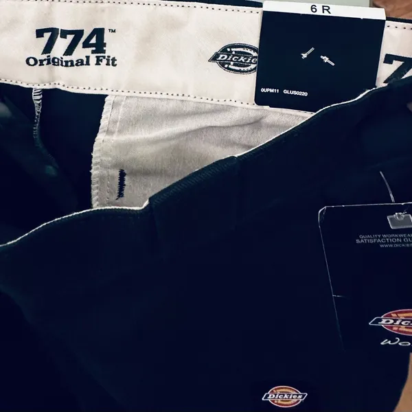 Dickies Women's Original Fit 774 Work Pants NoWrinkles Dark Navy size 6 regular - Image 10