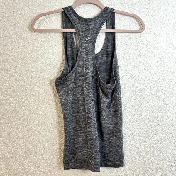 Lululemon Swiftly Tech Racerback Heathered Gray Womens Size 6 - Image 2