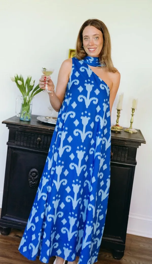 Vestique Lottie Blue One Shoulder Maxi Dress - Image 2