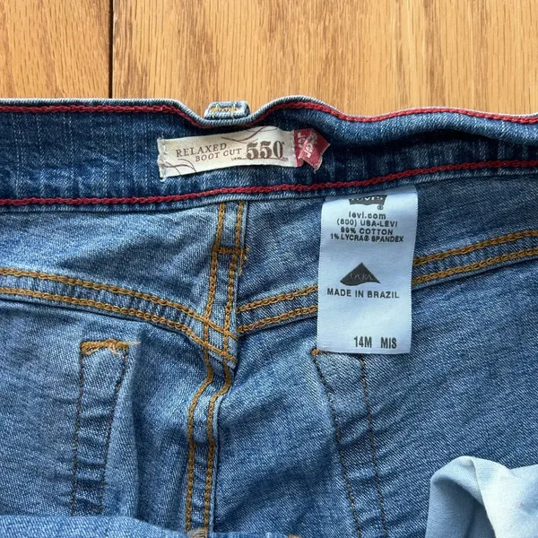 Vintage Levi’s 550 Women’s Relaxed Fit Bootcut Jeans Size 14 Med Wash 32x30‎ Y2K - Image 4