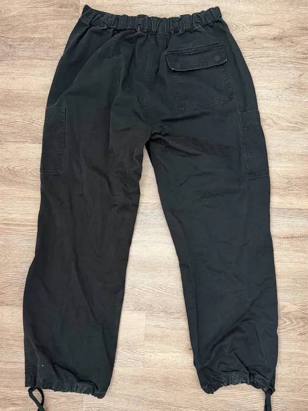 100% Cotton Black Cargo Pants Size M - Image 4