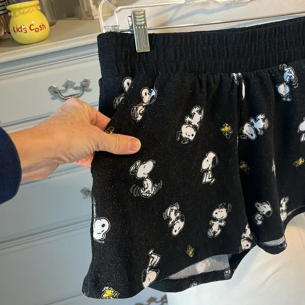 Snoopy Pajama Shorts Black - Image 4