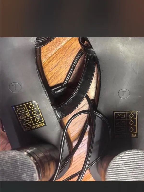 PrettyLittleThing Black Square-Toe Sandals - Image 3