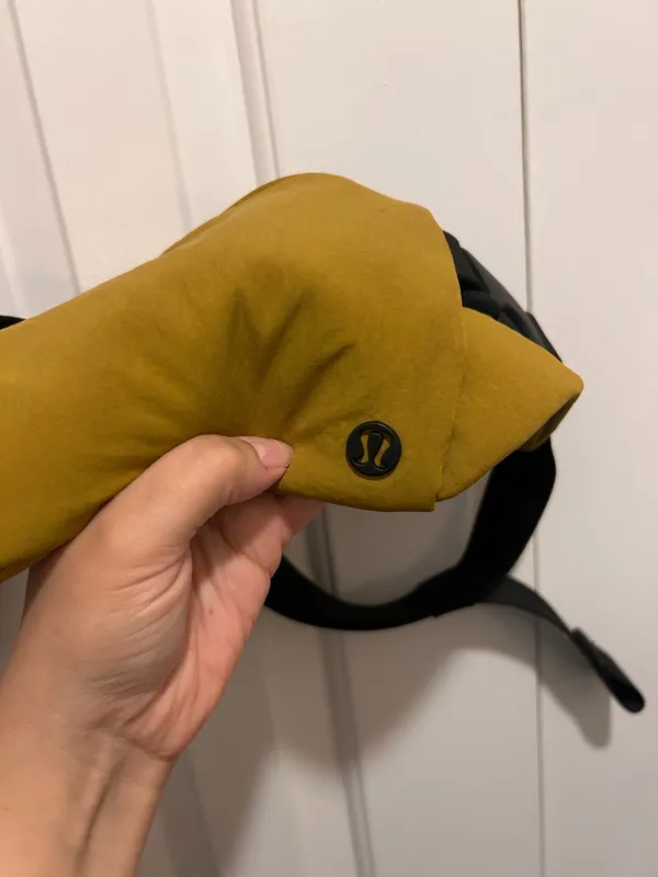 Lululemon XL Belt Bag - Image 2