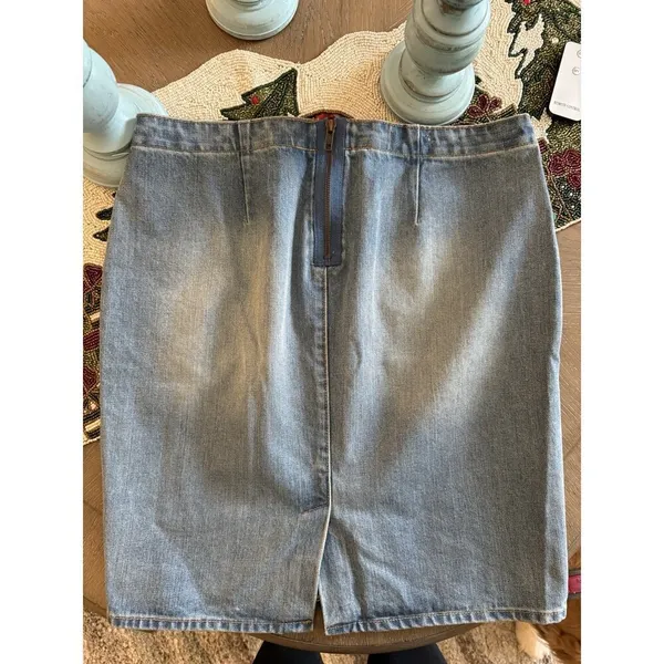 Gap 1969 Denim Skirt Blue Stone Wash Straight Pencil 29 - Image 4