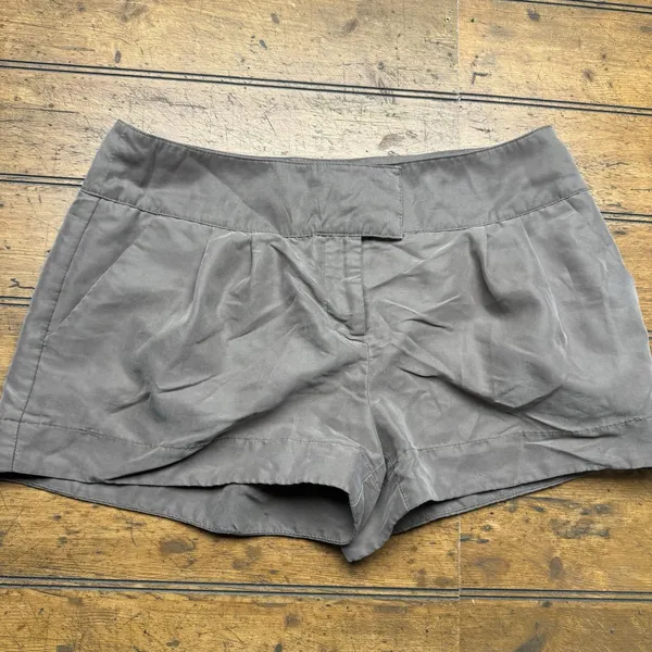 forever 21 essentials shorts size Medium M‎ - Image 2