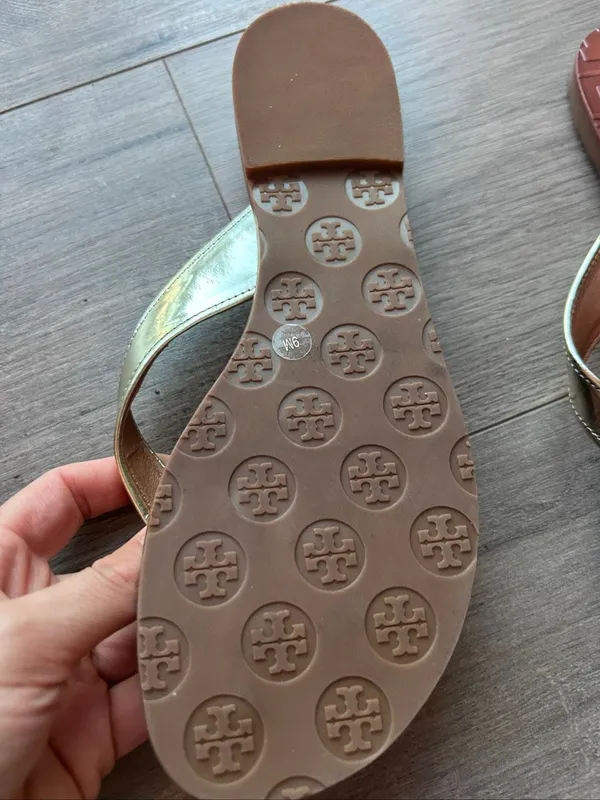 Tory Burch Thora Sandal Flip Flops Gold 9 Metallic Glitter - Image 3