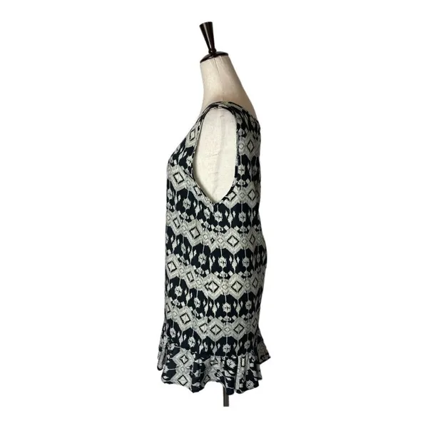 Kiwi‎ Tucker Tank Top Women Medium Black Cream Geometric Aztec Ruffle Hem Tunic - Image 3