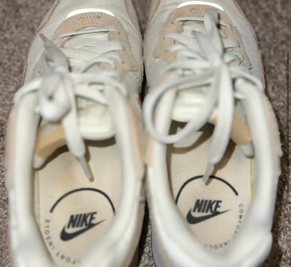 Nike Shoes - Image 4