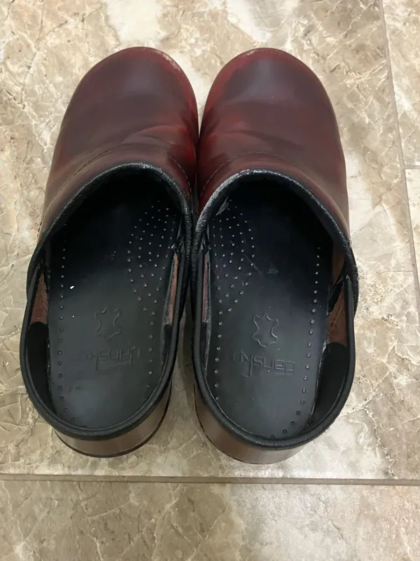 Dansko Professional Burgandy Clog 38 US 7.5 - Image 2