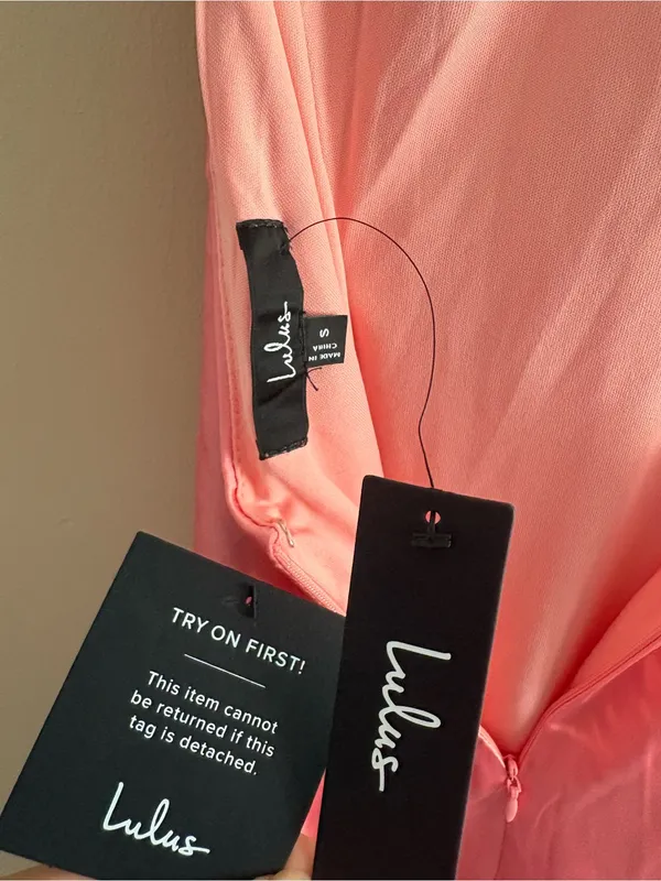 Lulus Beyond Classy Coral Pink Satin Halter Mini Dress Size Small backless Sexy - Image 6