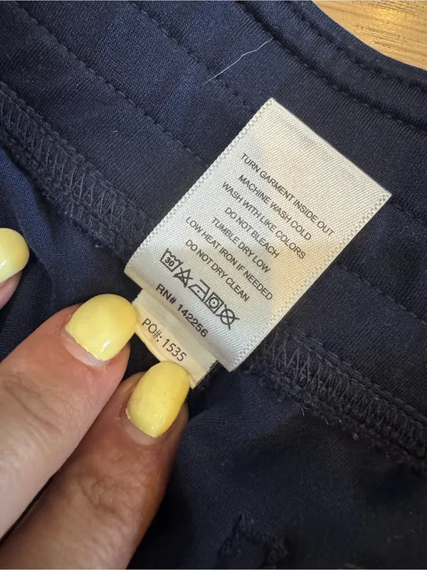 Figs Livingston Straight-Leg Scrub Pant navy blue size medium petite - Image 4