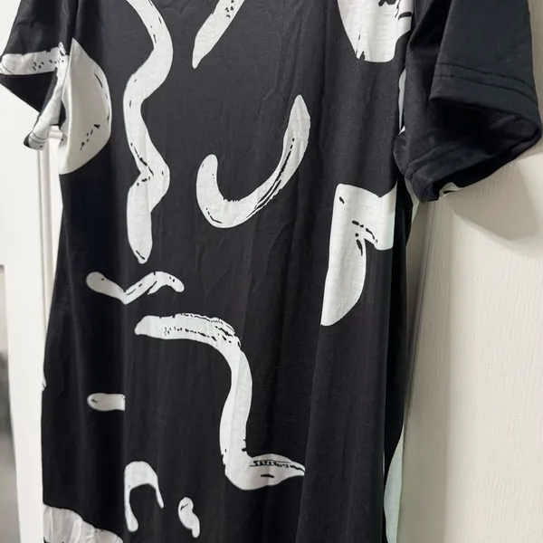 Black & White Abstract Maxi Dress – Size XL – NWT – Summer Outing Ready - Image 6