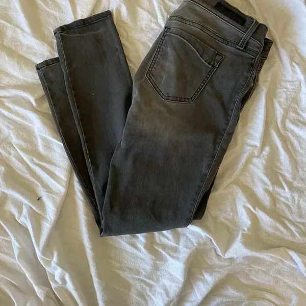 Express Stella Jean Legging Regular Fit Low Rise Size 8 Short Grey - Image 2