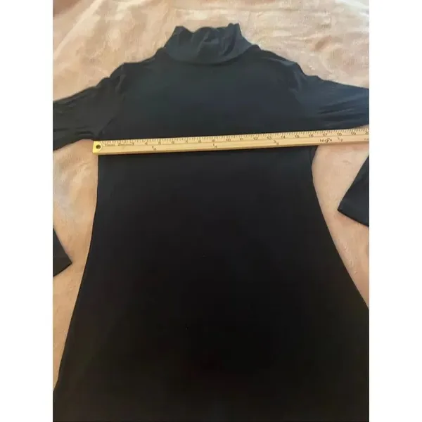 Cabi Turtle Neck Long Sleeve Tunic Blouse Black S Thumb Hole Comfortable - Image 9