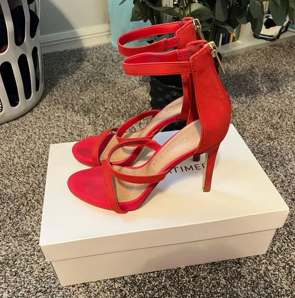 Gibson Latimer Heels - Image 3