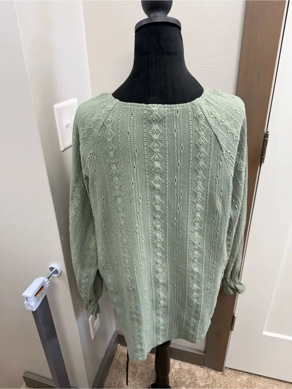 Frye Button Popover Crochet Boho Pistachio Green Blouse Embroidered Textured L - Image 4