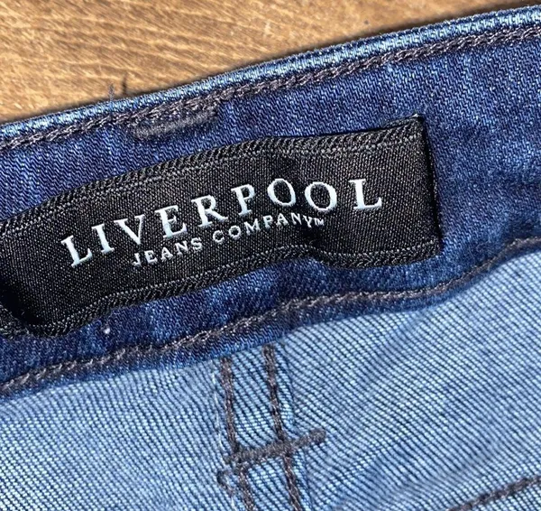 Liverpool  size 4 cuffed jeans - Image 5