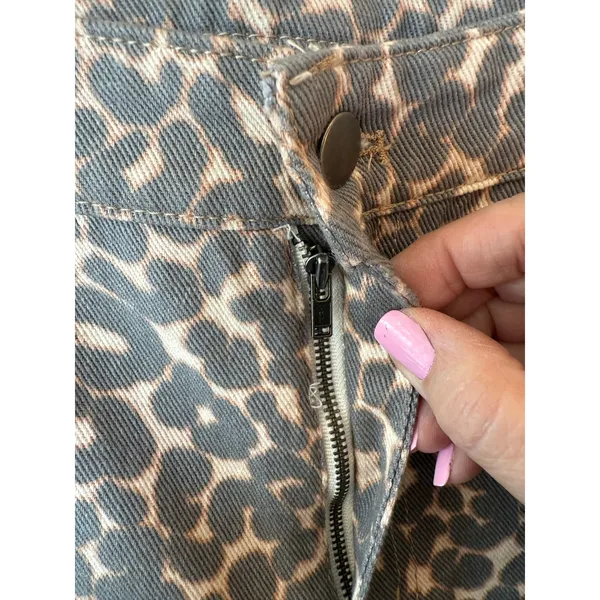 NWT Wild Fable Mid Rise Wide Leg Baggy Jeans Beige Leopard Women's Size Medium - Image 6