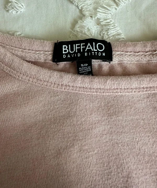 light weight long sleeve  - Image 2