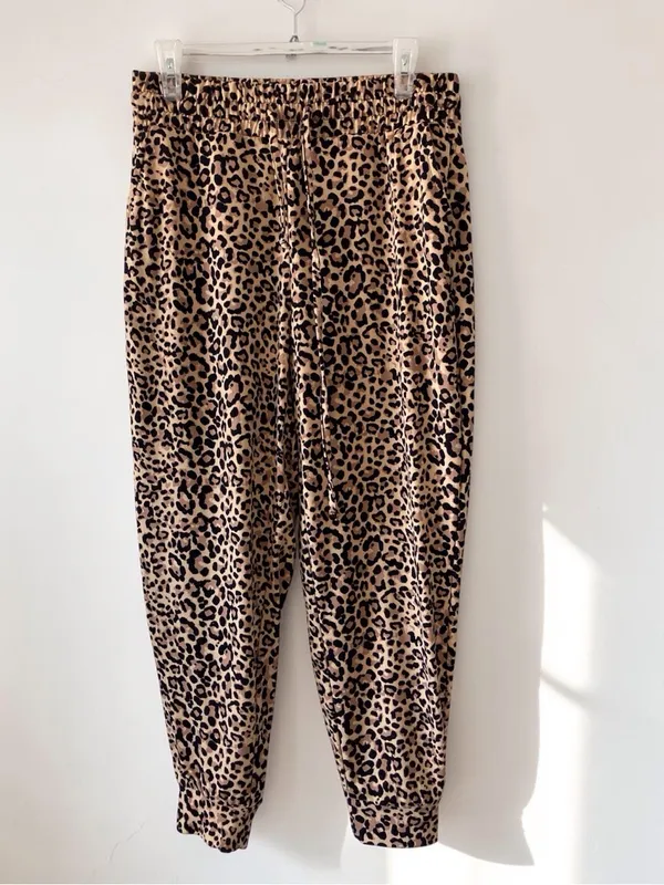 ZENANA | Leopard Print Lounge Set | 2 Piece Top & Jogger | Size L - Image 7