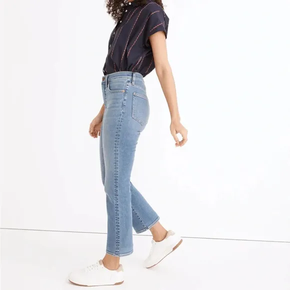 MADEWELL Cali Demi-Boot Jeans in‎ Dorrance Wash: Kick Out Crop - Image 10