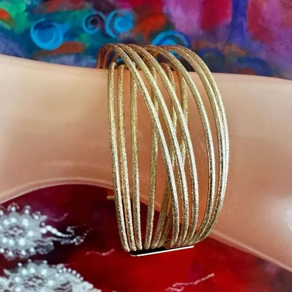 Gold - Image 3
