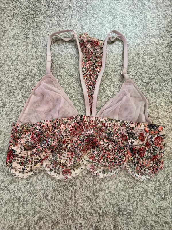 Victorias Secret Floral Lace Bralette in Blush Pink - Image 3