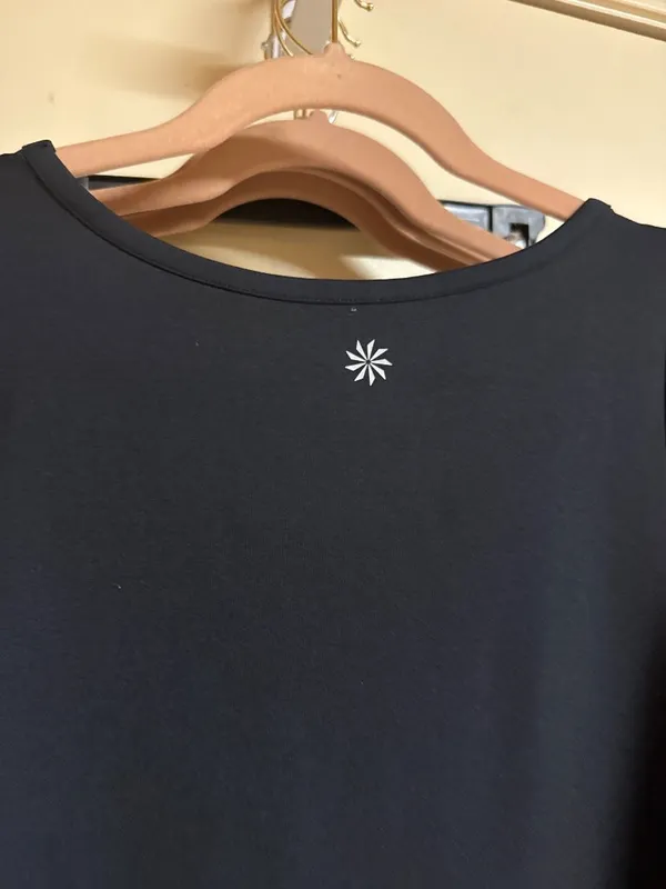 Athleta Womens Black Sleeveless Tank Top With Floral Mandala Print Size M - Image 6
