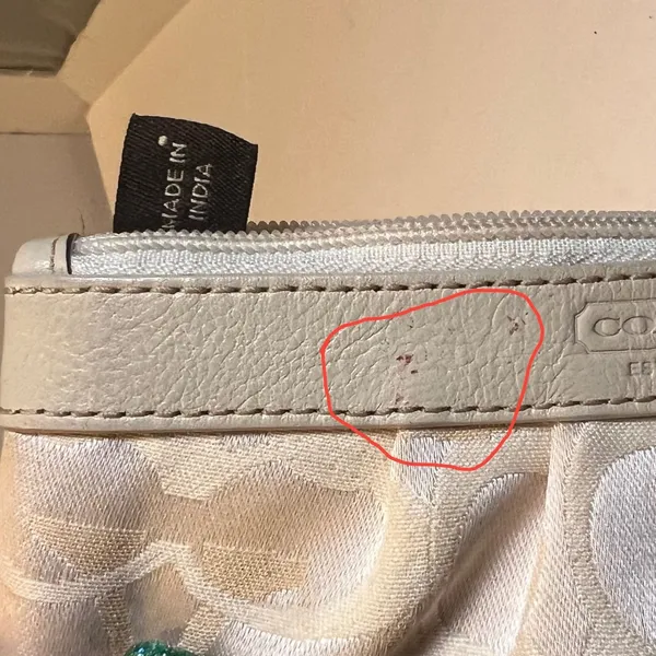 Coach Signature Jacquard Wristlet Women Small Cream‎ Gold Pleated Monogram Bag - Image 4
