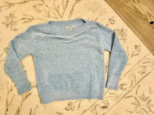 Tommy Bahama XS Sky Blue Chenille Crewneck Sweater | Like New | Soft Cozy Knit - Image 2